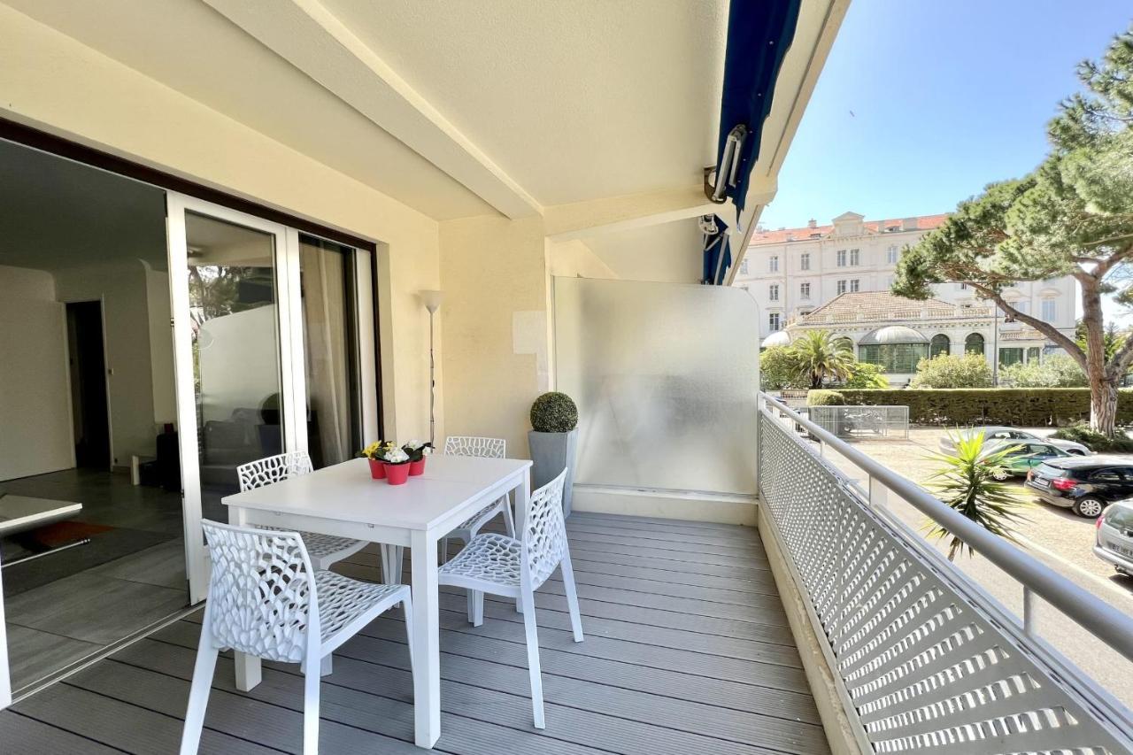 Apartment Beautiful T2 Large Terrace Near Center & Sea *
